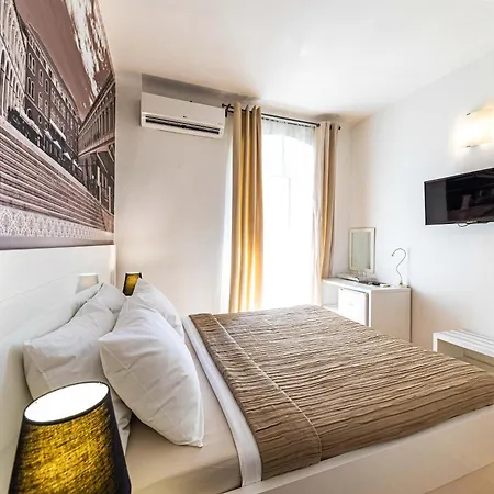 Riva 4* Split