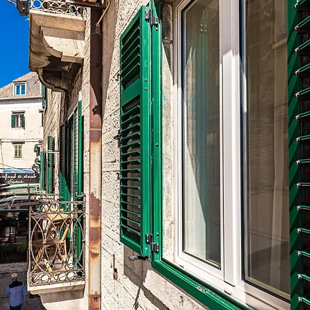 Riva Gostinjska kuća 4*